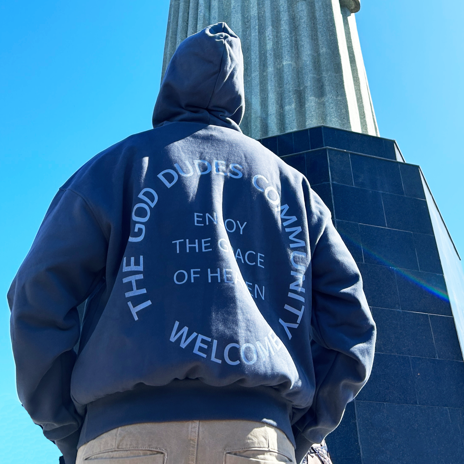 Hoodies & Sweatshirts